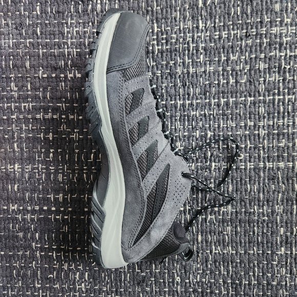 Columbia Men's Crestwood Hiking Shoe - Picture 2 of 8